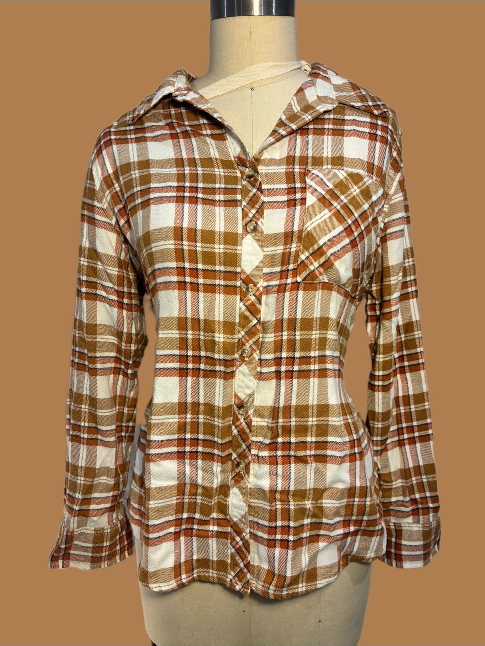 Plaid Button-Up Shirt in White and Brown